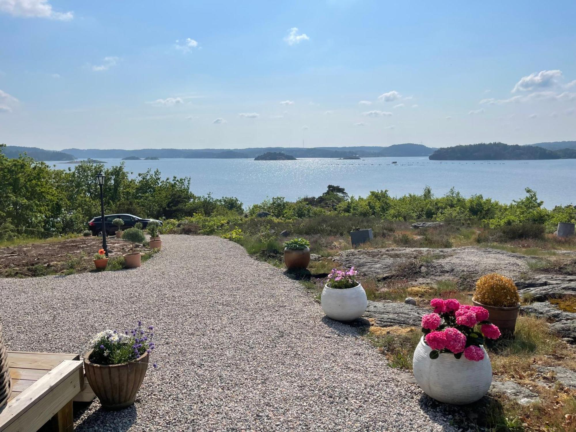 Seaside Dream With Jetty & Guest Cottage Ljungskile Εξωτερικό φωτογραφία